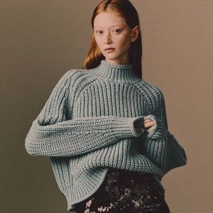 Knit Sweater - Turtleneck